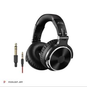 One Odio DJ Headphones Wired Over the Ear. New in Box With Carring Case